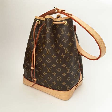 louis vuitton buci bag price|authentic Louis Vuitton bucket bag.